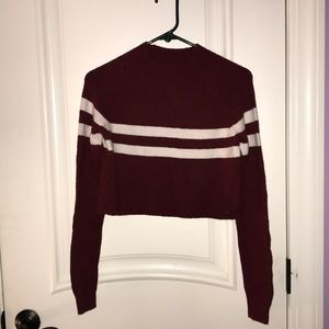 Hollister Long Sleeve Red&White Crop Top (XS)